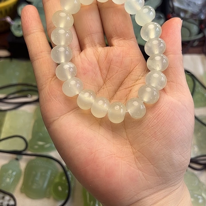 蛇纹石玉合金颈饰