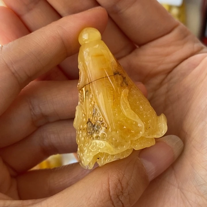 蜜蜡未镶嵌裸石瑕疵，冰片纹，13.7g