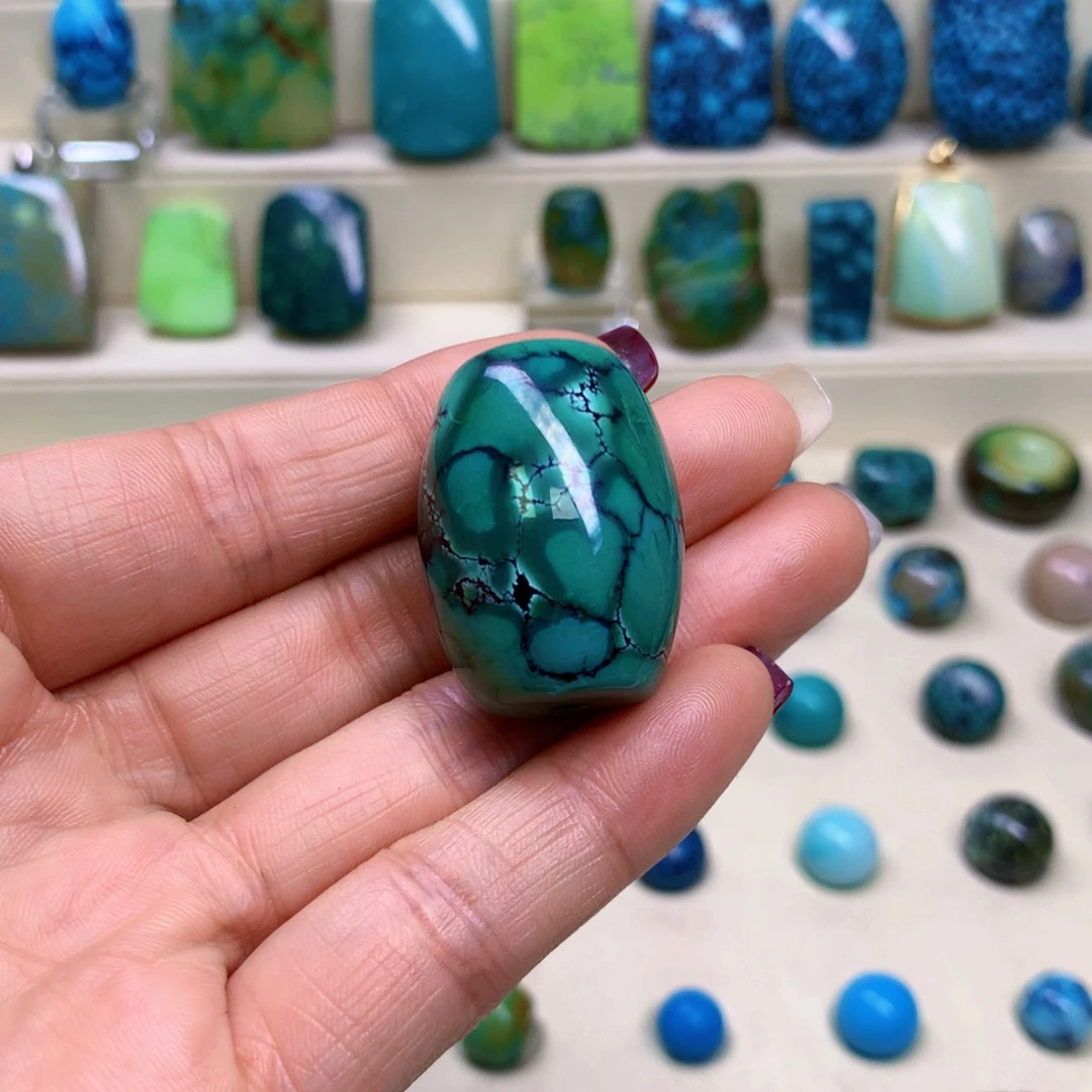 绿松石未镶嵌三彩随行