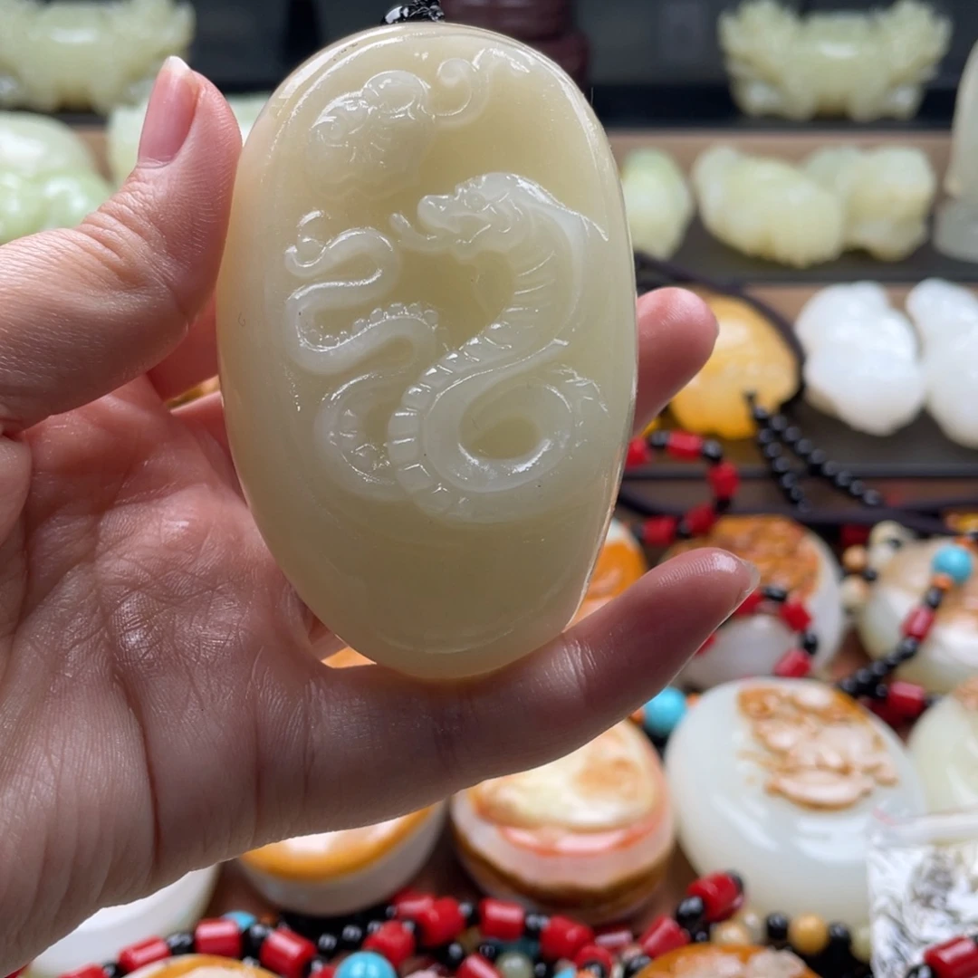 龙***痕石材天然古青石手把件