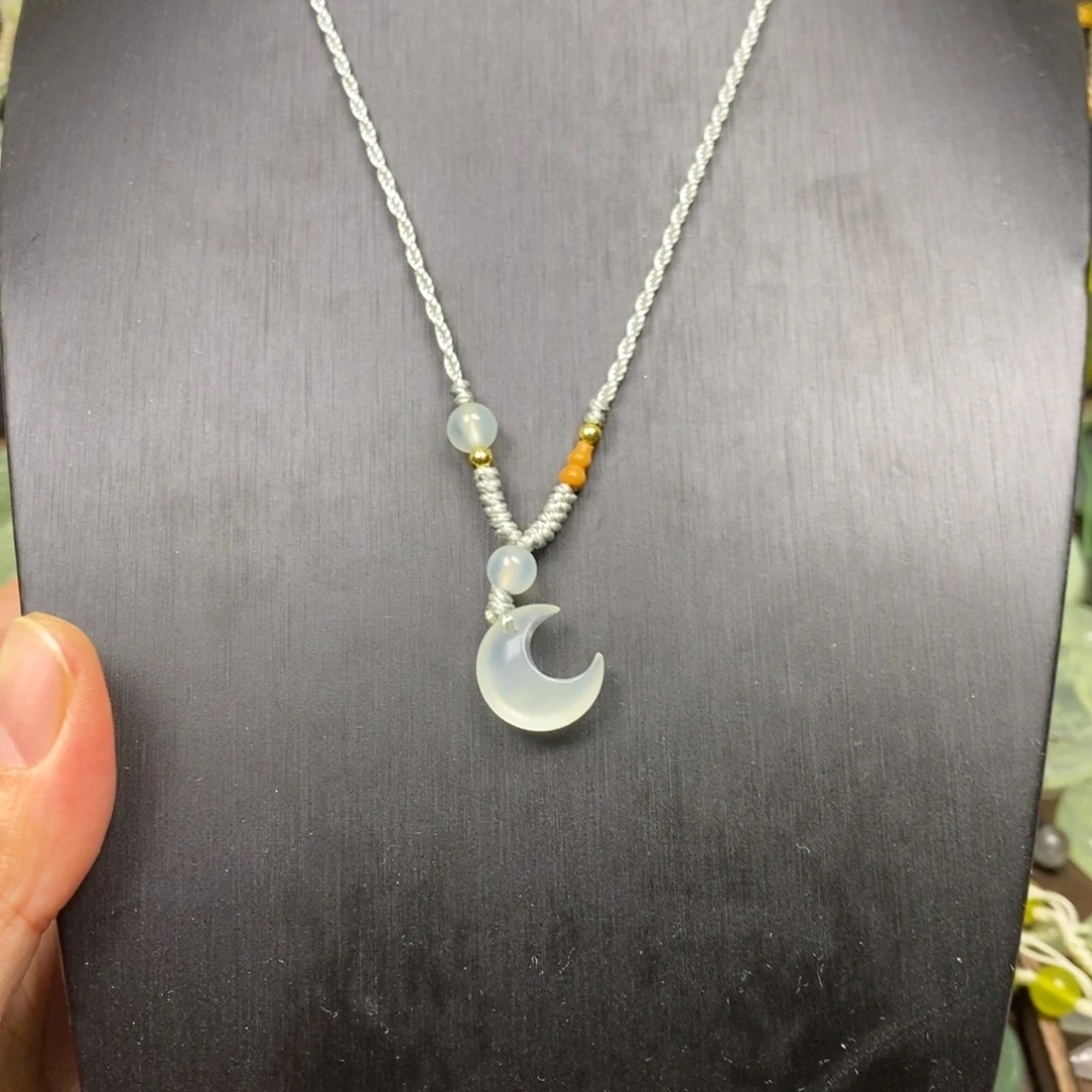 蛇纹石玉未镶嵌吊坠