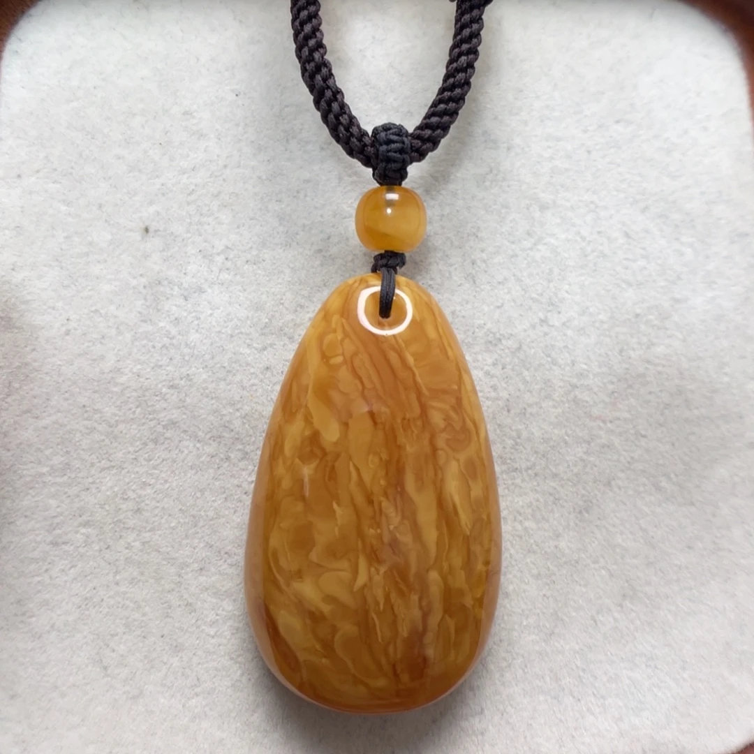 蜜蜡未镶嵌颈饰蜜蜡