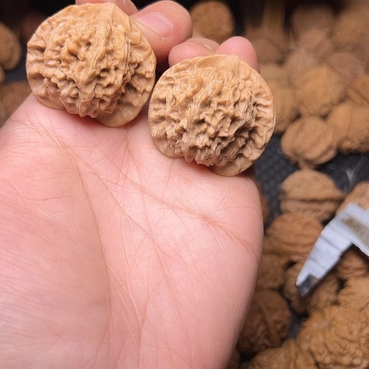 文玩核桃吊坠公子帽