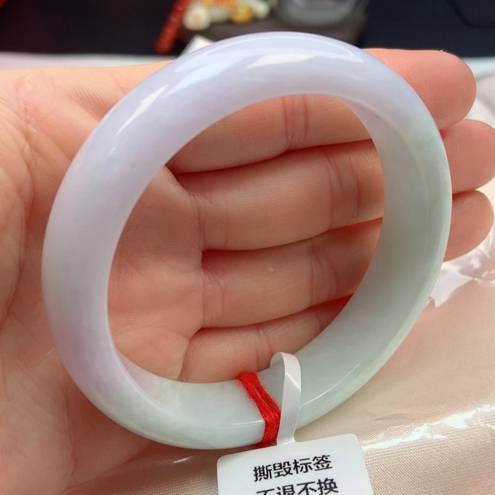 翡翠手镯未镶嵌57圈