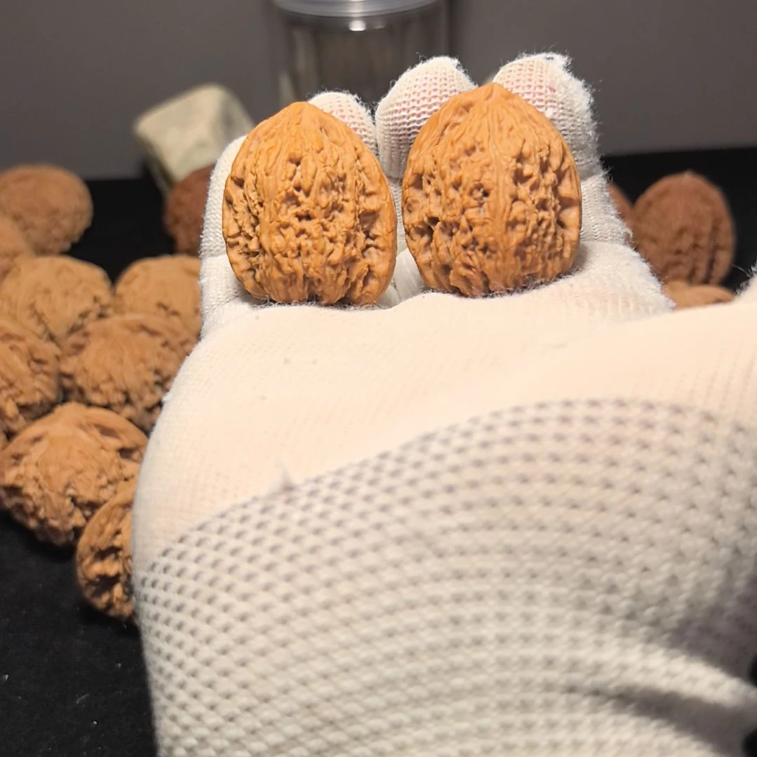 文玩核桃吊坠南疆石