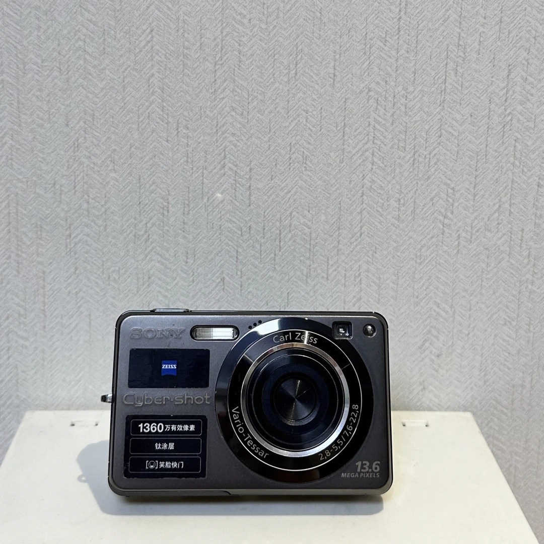 9新  Sony/索尼 W300黑色 爆款机型1360万像素3倍变焦 轮盘反应慢
