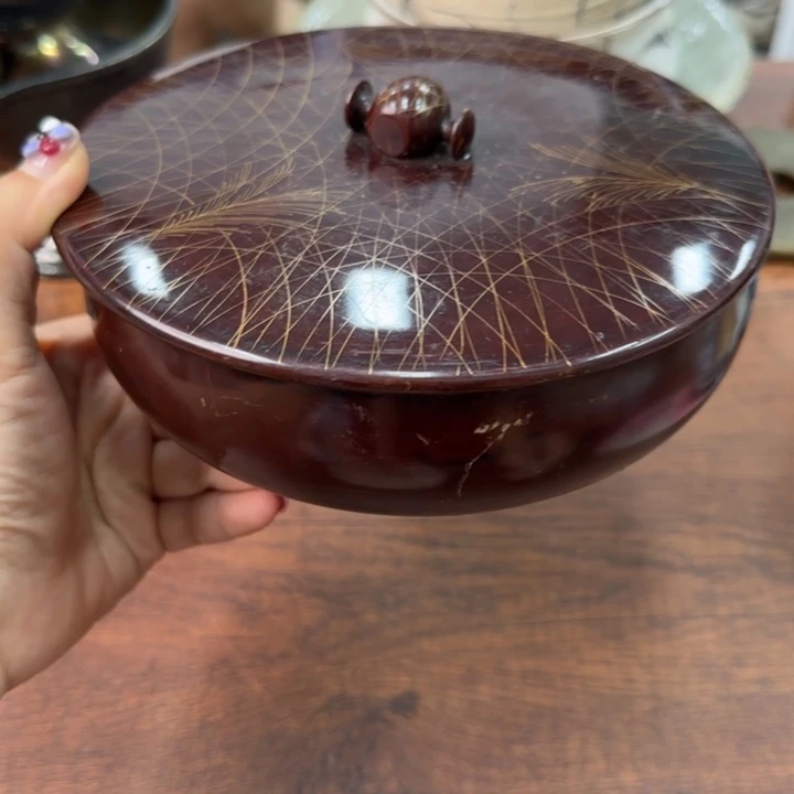 一个陶瓷物件哈哈哈哈