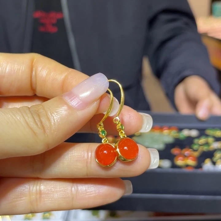 南红玛瑙银S925镶嵌耳饰