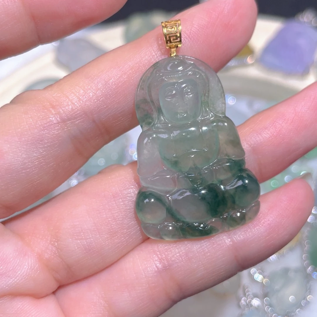 翡翠18K金镶嵌颈饰翡翠