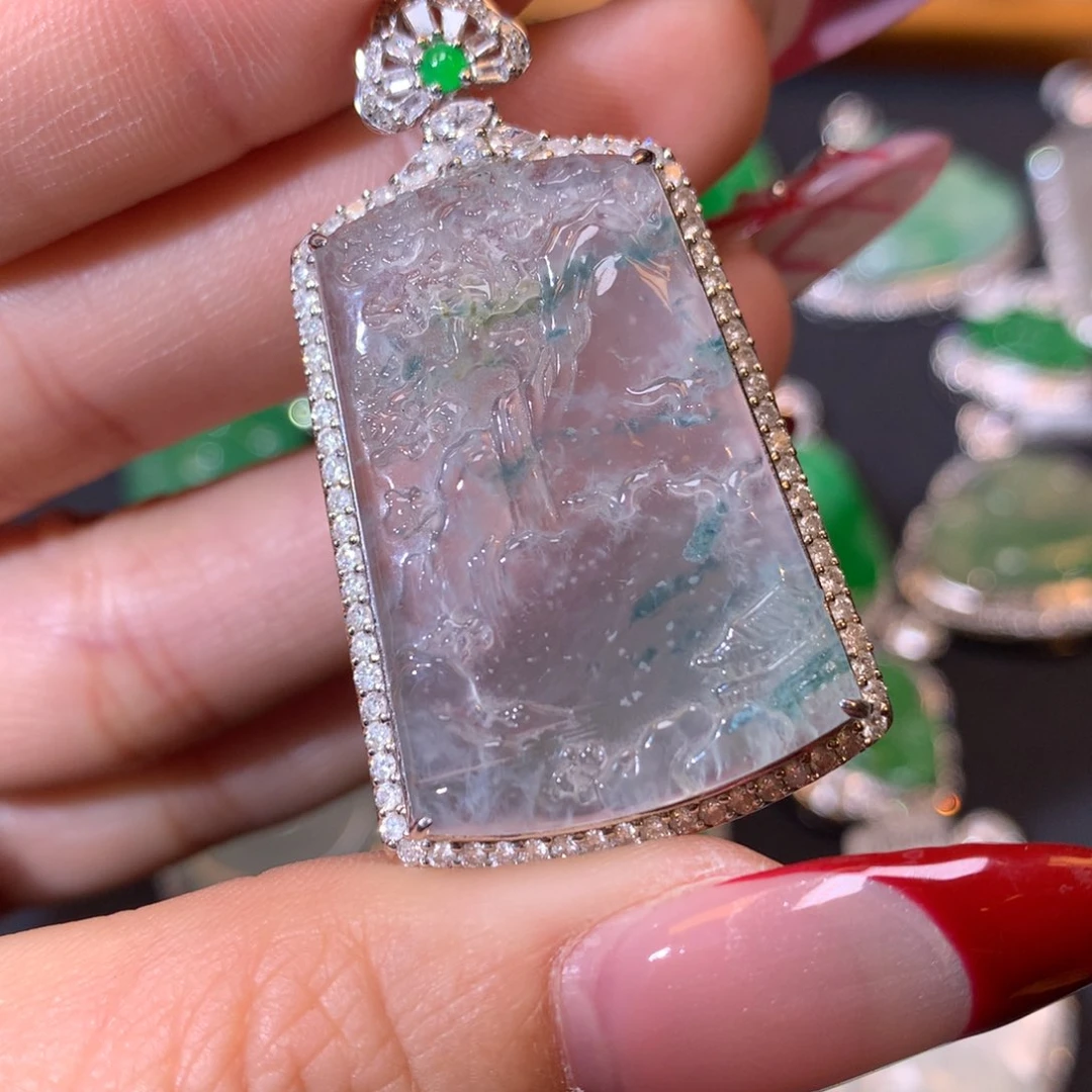 翡翠吊坠(不含链)18K金镶嵌