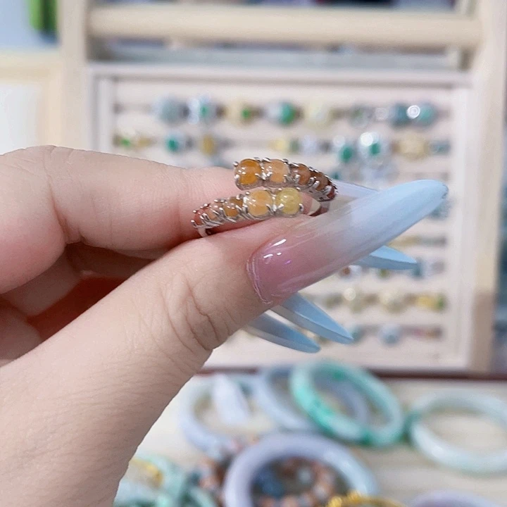 翡翠未镶嵌颈饰天然翡翠Ａ货