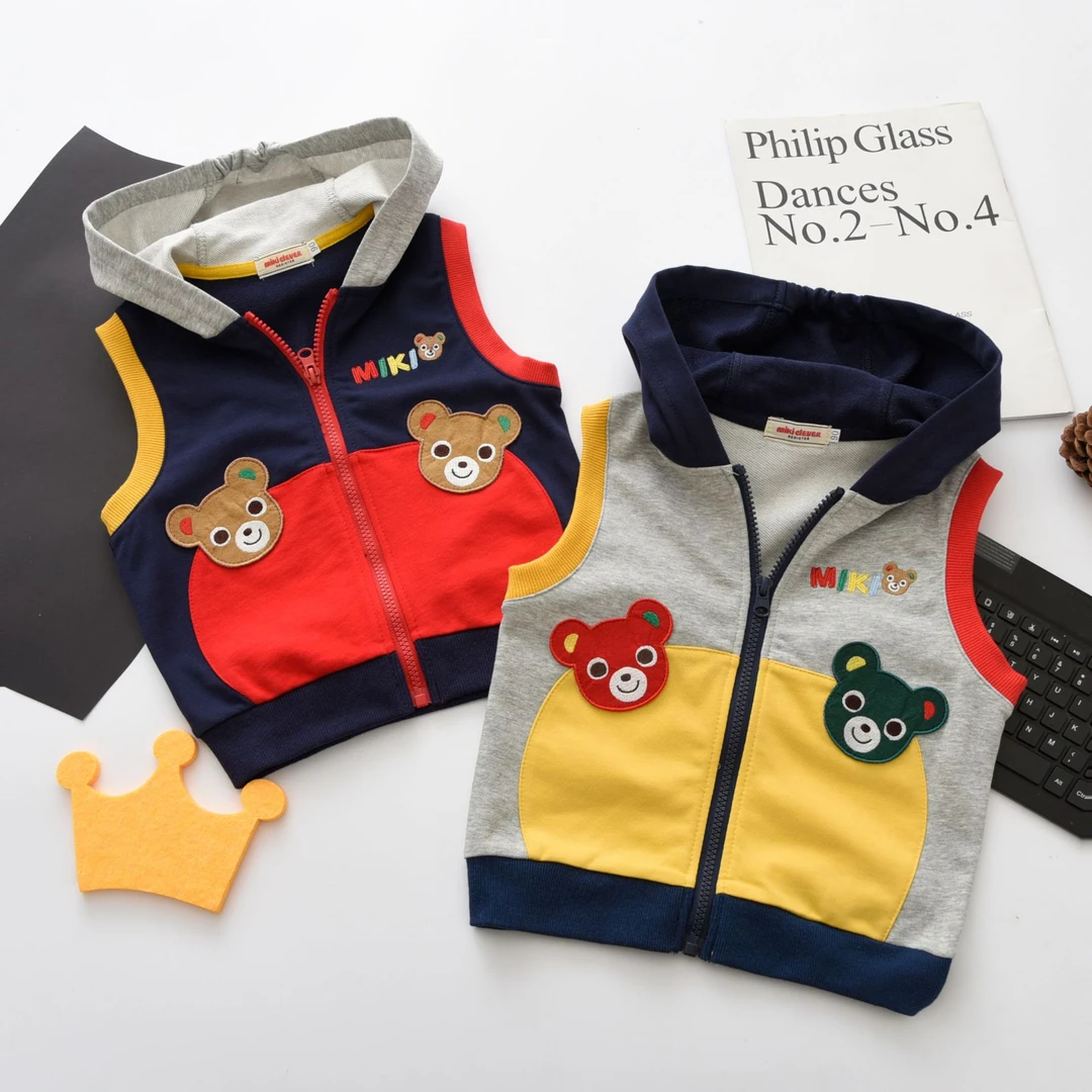 宝宝四季款熊头连帽马甲