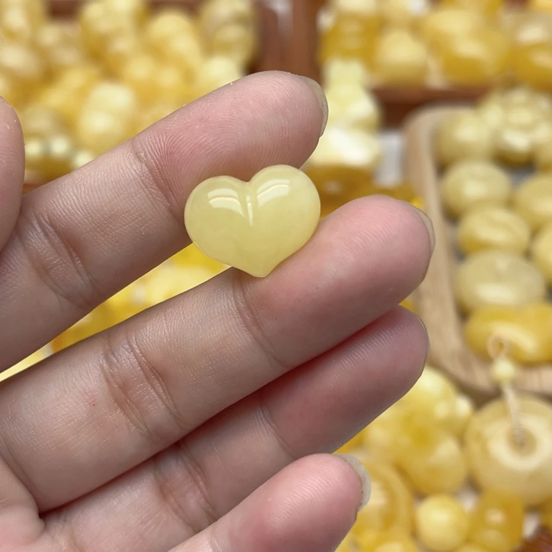 裸石蜜蜡未镶嵌配饰