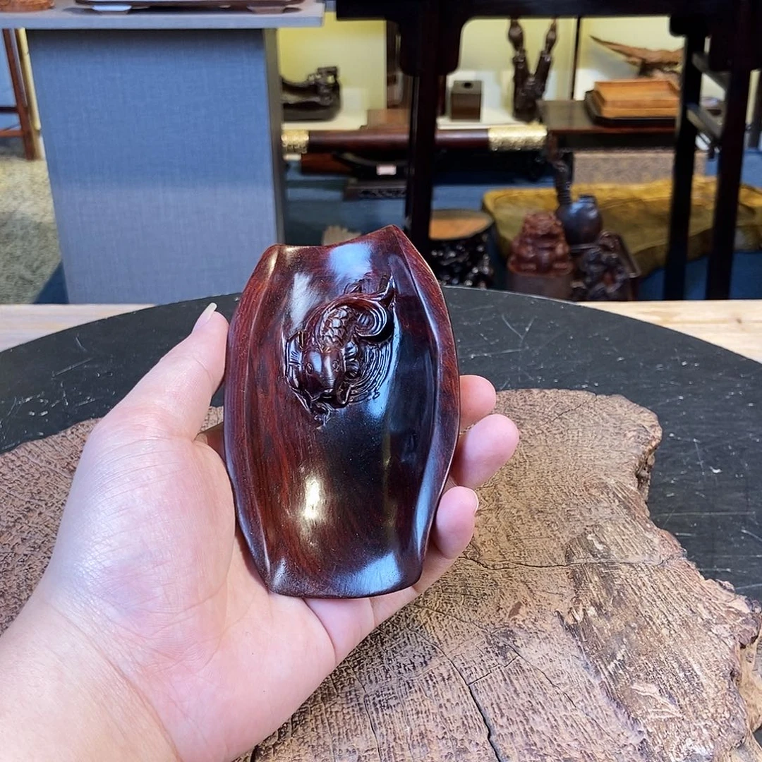 天***心端景台紫檀木类罐子