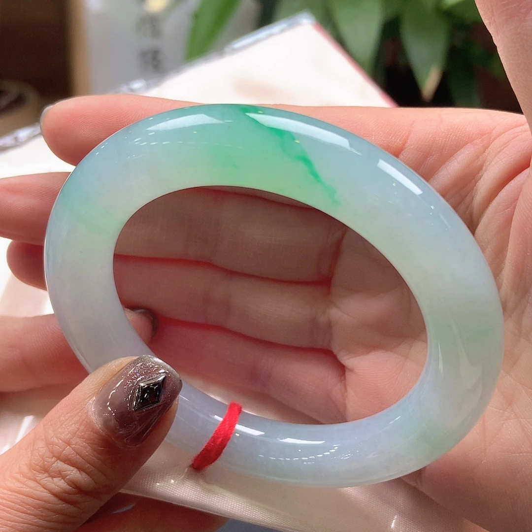 翡翠未镶嵌手镯86