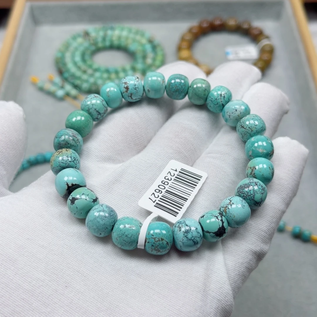 征***程绿松石未镶嵌挂件