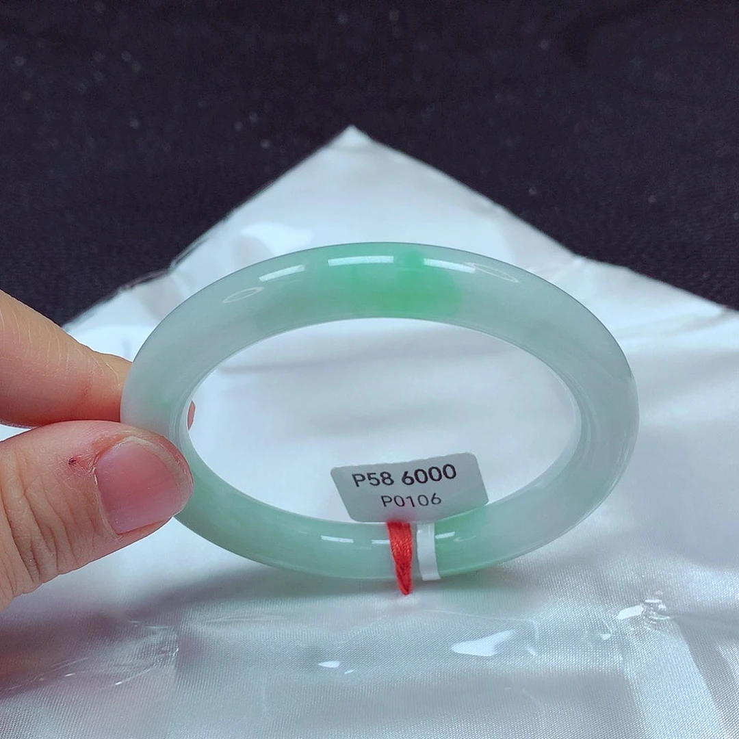 翡翠手镯未镶嵌手镯58