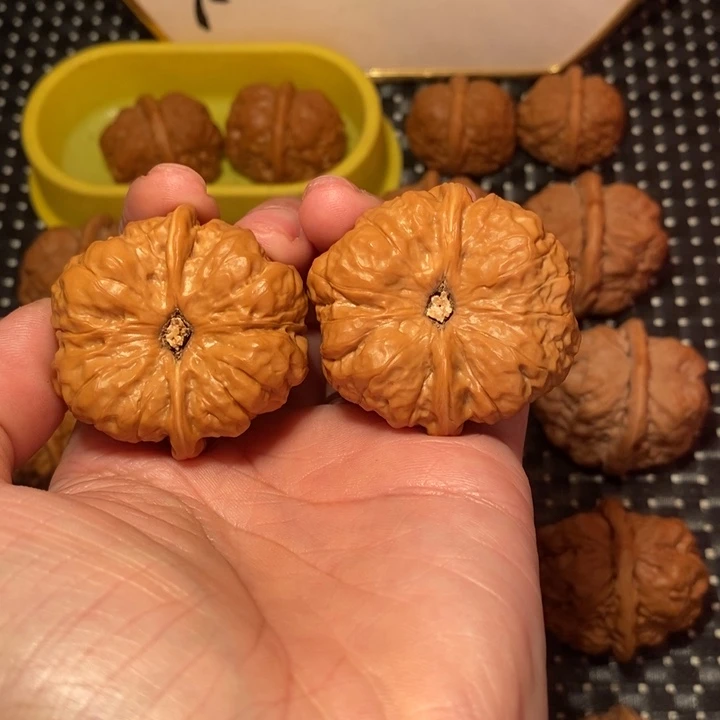 把件文玩核桃荷叶底圆