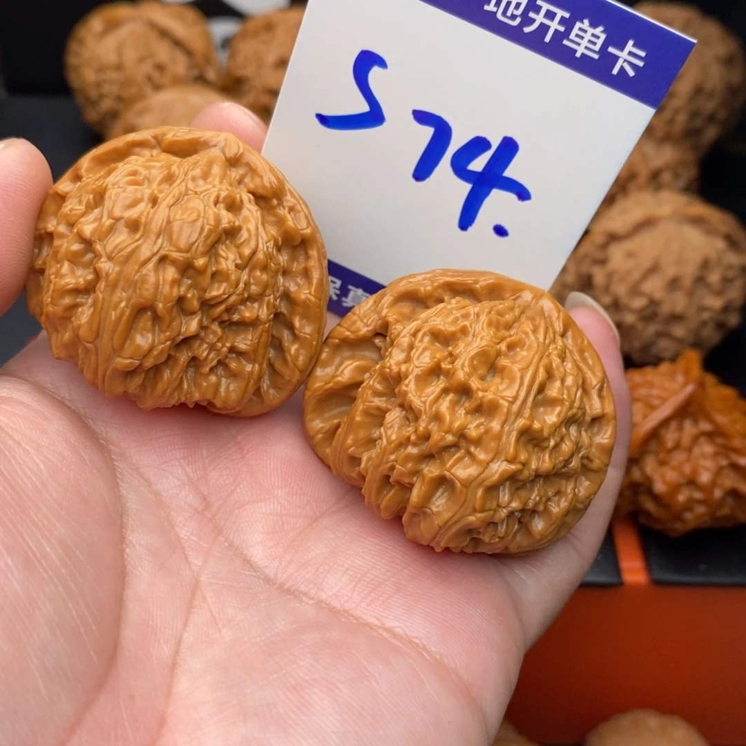 把件文玩核桃白狮子42