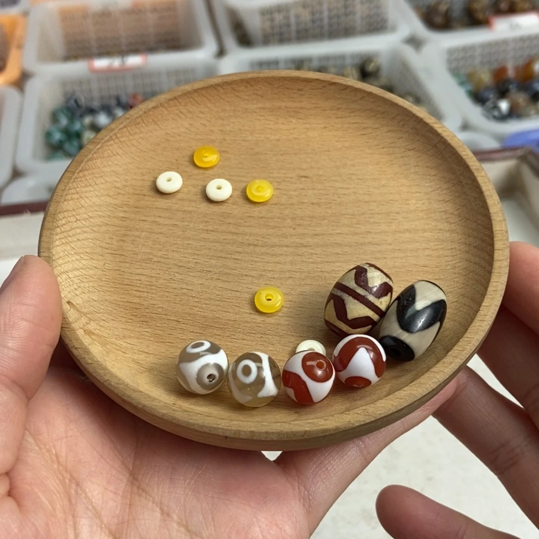 玛瑙/玉髓未镶嵌散珠花*?