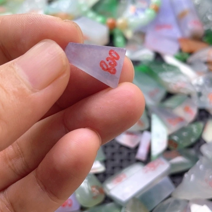 定制翡翠未镶嵌天然翡翠