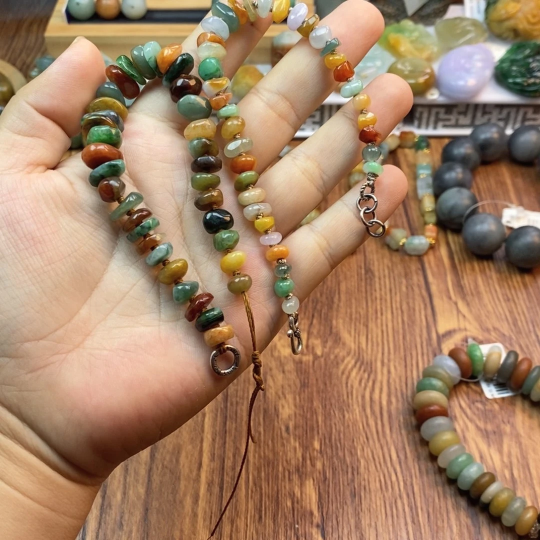 Z***T翡翠未镶嵌手链卡6.6