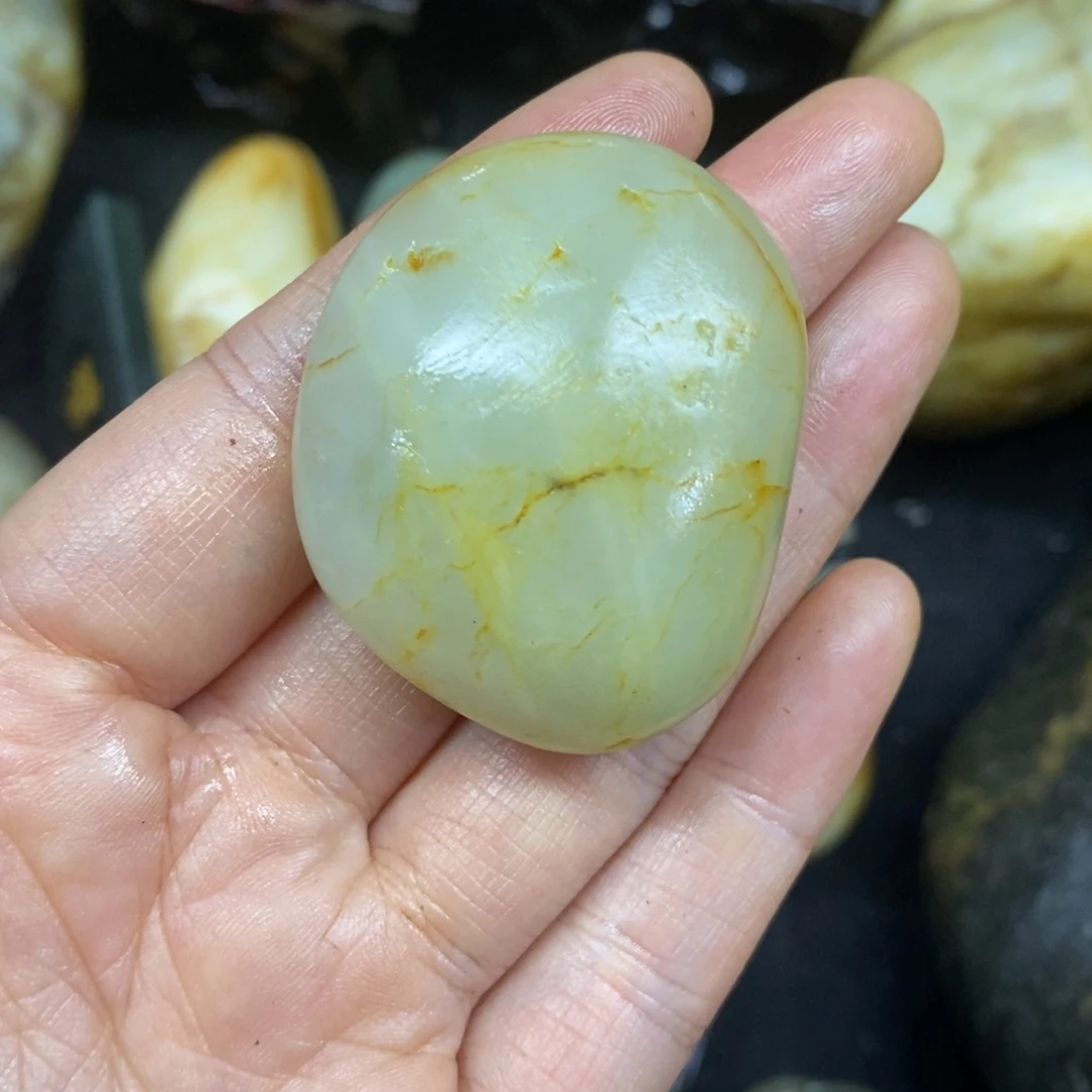 未镶嵌和田玉（糖玉）挂件