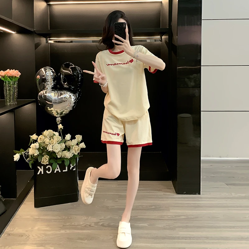 夏季女士小个子妈妈装刺绣休闲运动套装女款爆款网红御姐风少女风