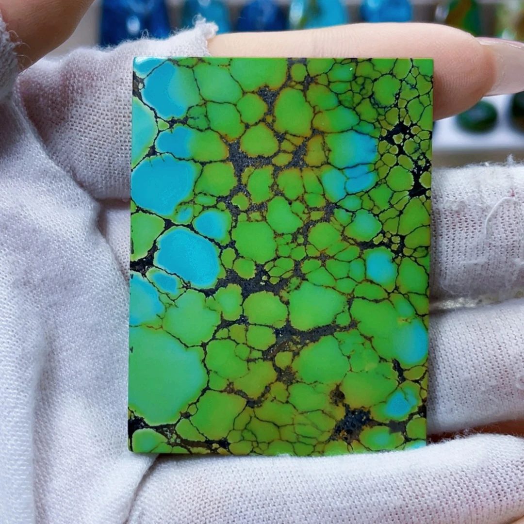 绿松石未镶嵌饰品