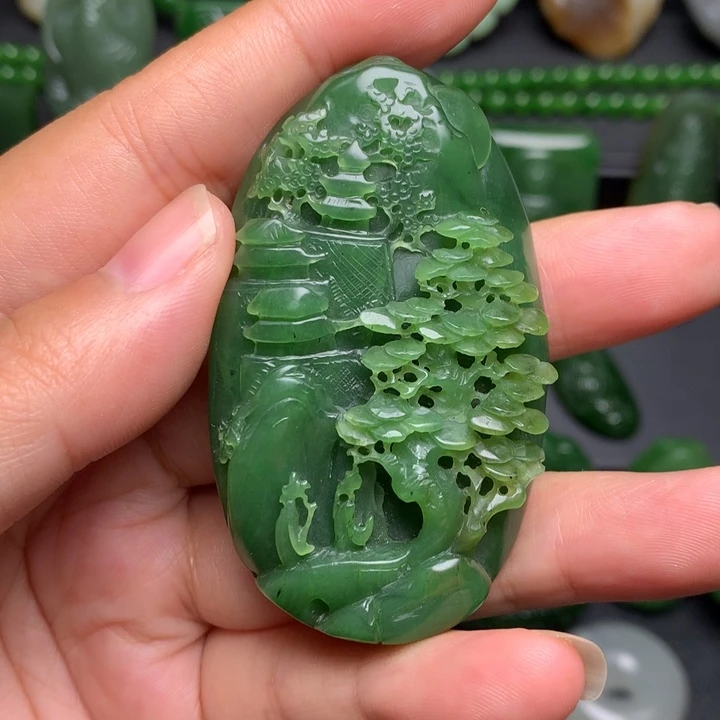 颈饰未镶嵌和田玉