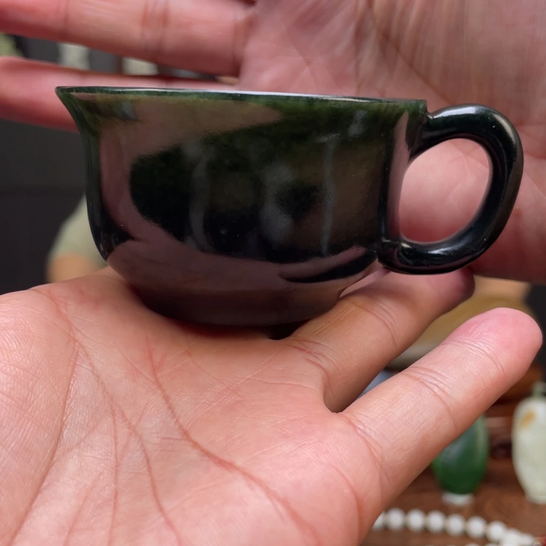 未镶嵌和田玉把件和田玉茶杯未镶嵌