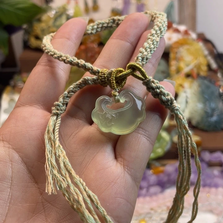 蛇纹石玉未镶嵌手链