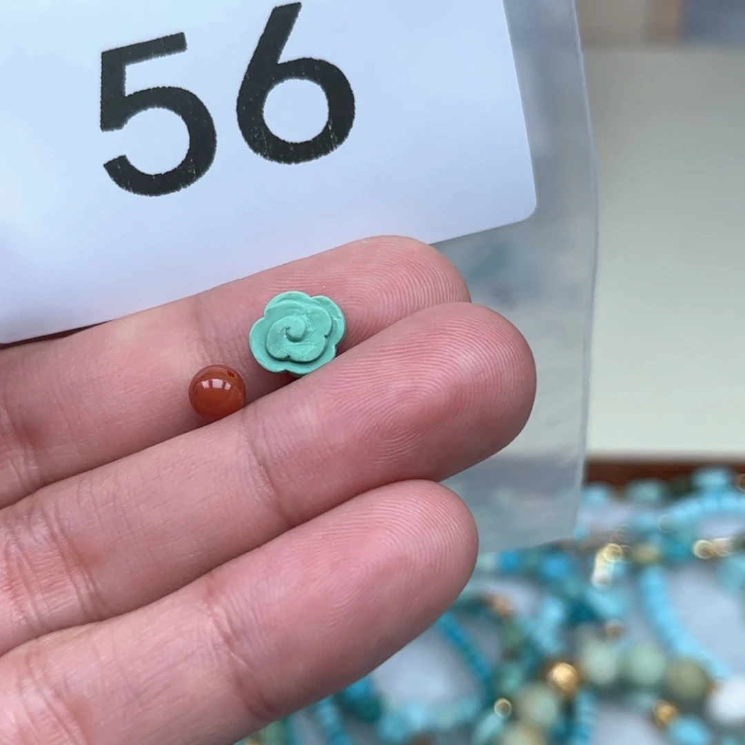 南红玛瑙未镶嵌珠宝奇石