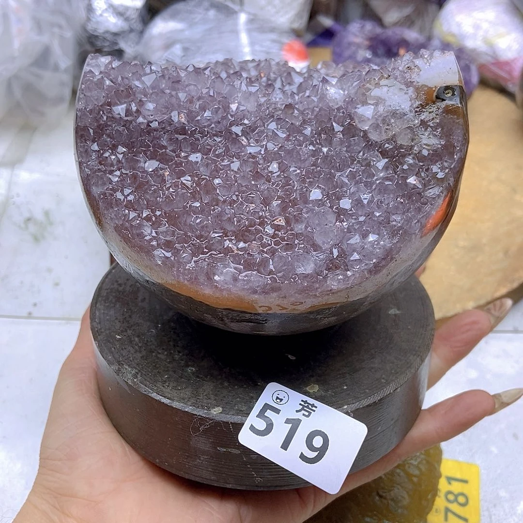 紫晶大型摆件（非配饰）未镶嵌和**士