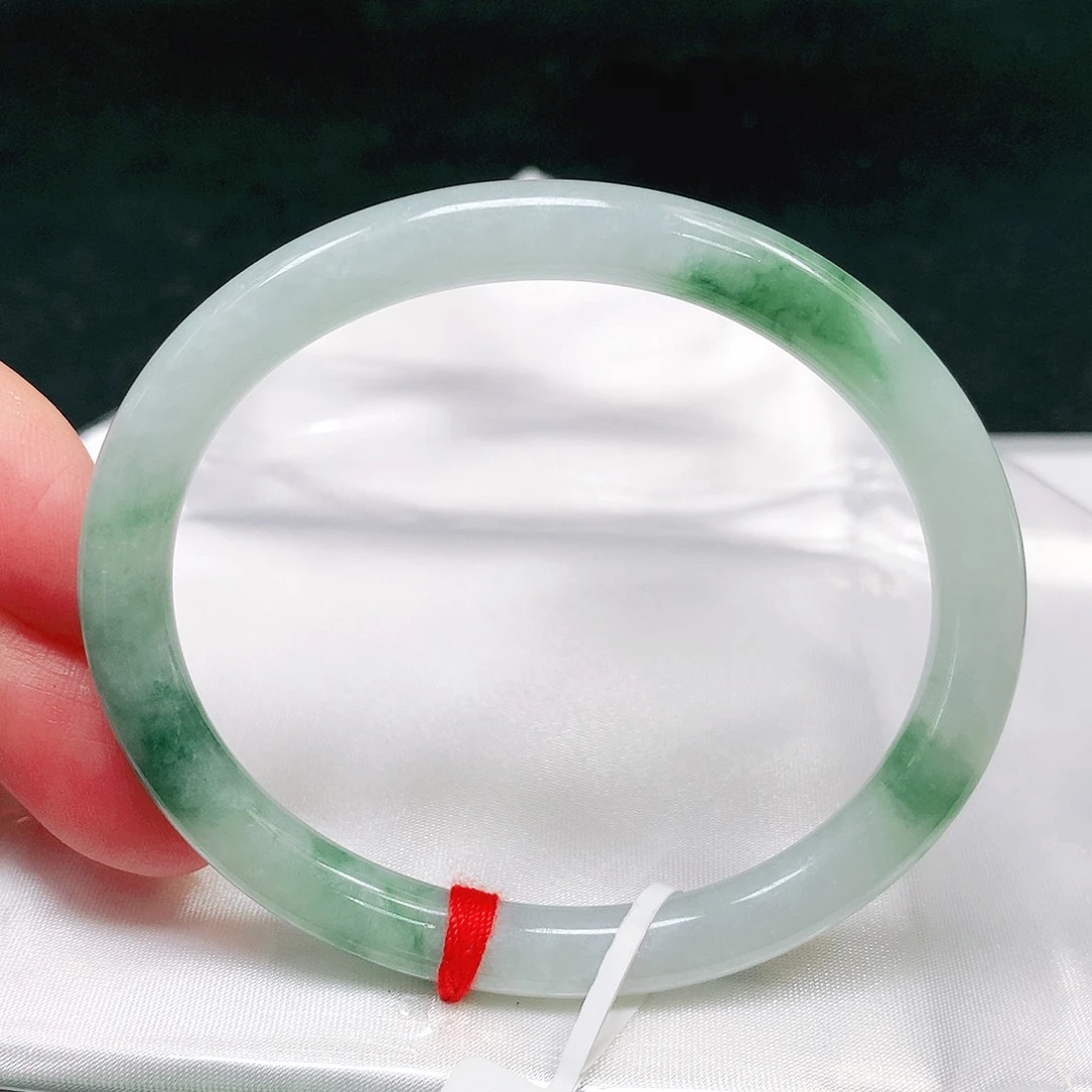 翡翠手镯（贵妃镯）未镶嵌17号