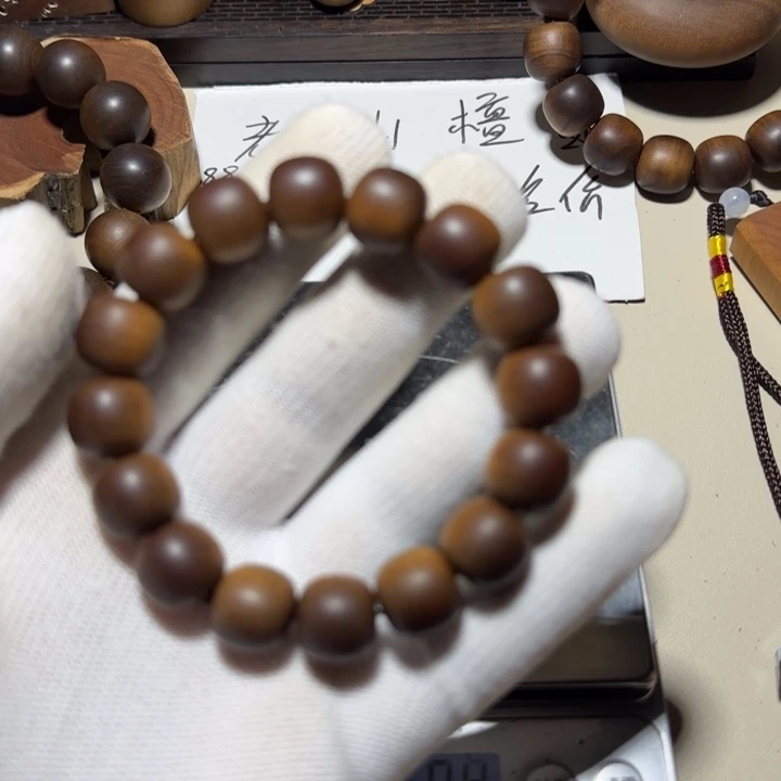 老山檀香13×14黑肉横纹奶香甜凉沉水微变形