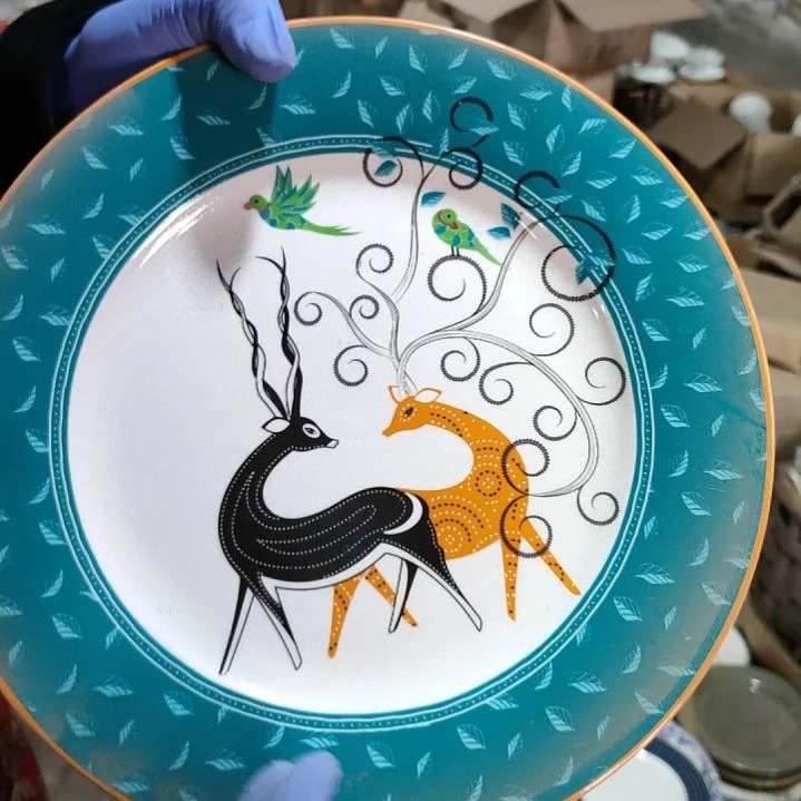 摆件陶瓷盘子碗啥都有