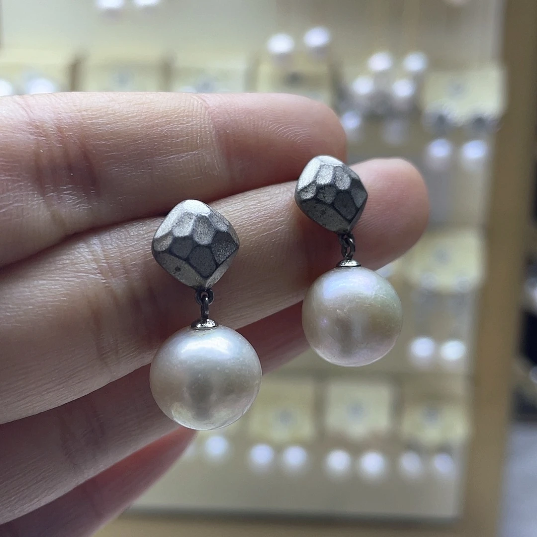 银S925镶嵌淡水珍珠耳饰