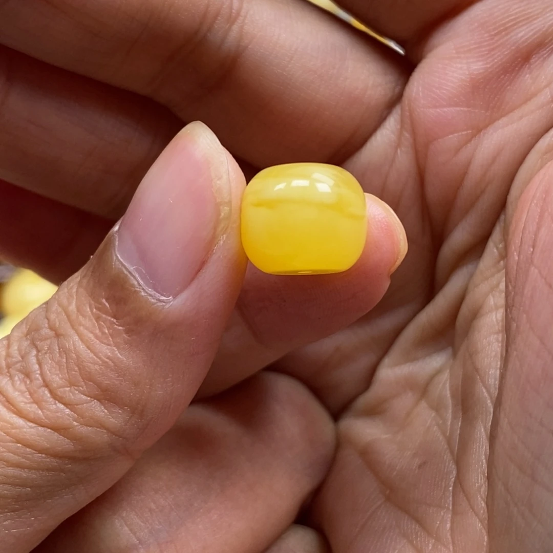 琥珀未镶嵌裸石11.5