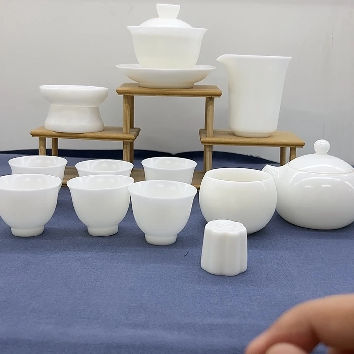 邂****狼德化冰种玉瓷大套装