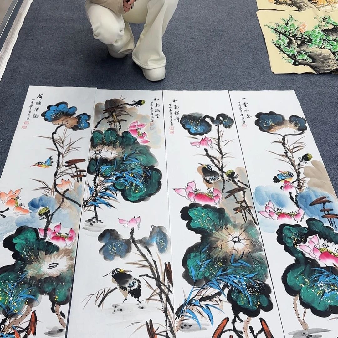 国画作品小姐姐放漏中