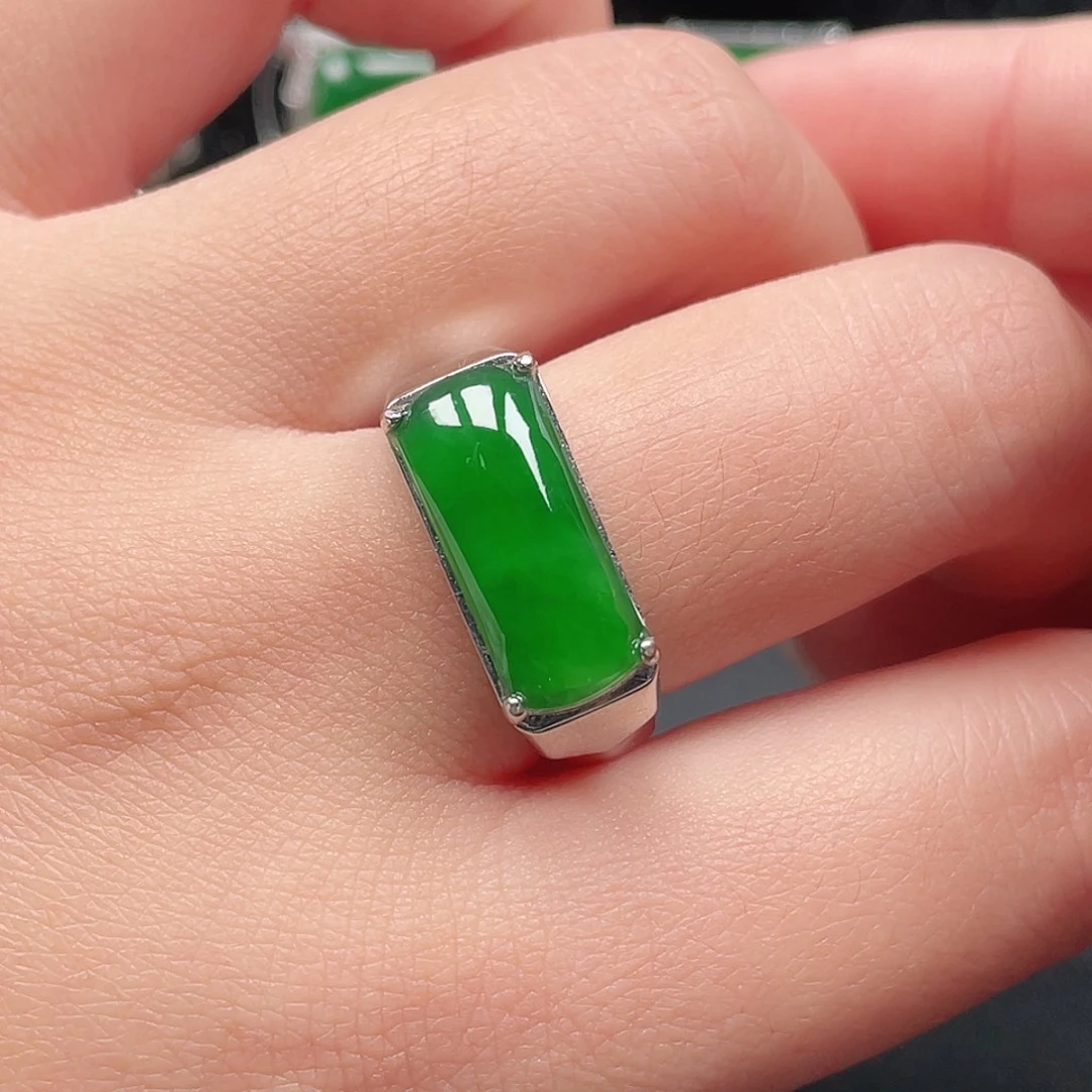 翡翠银S925镶嵌戒指没有运费险3187