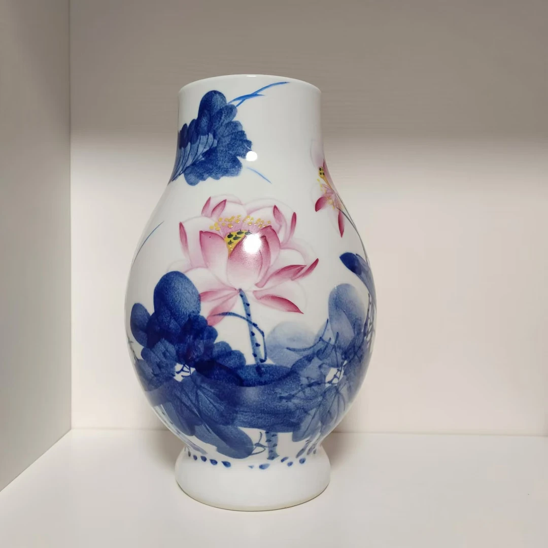 景德镇陶瓷手工荷花福桶瓶
