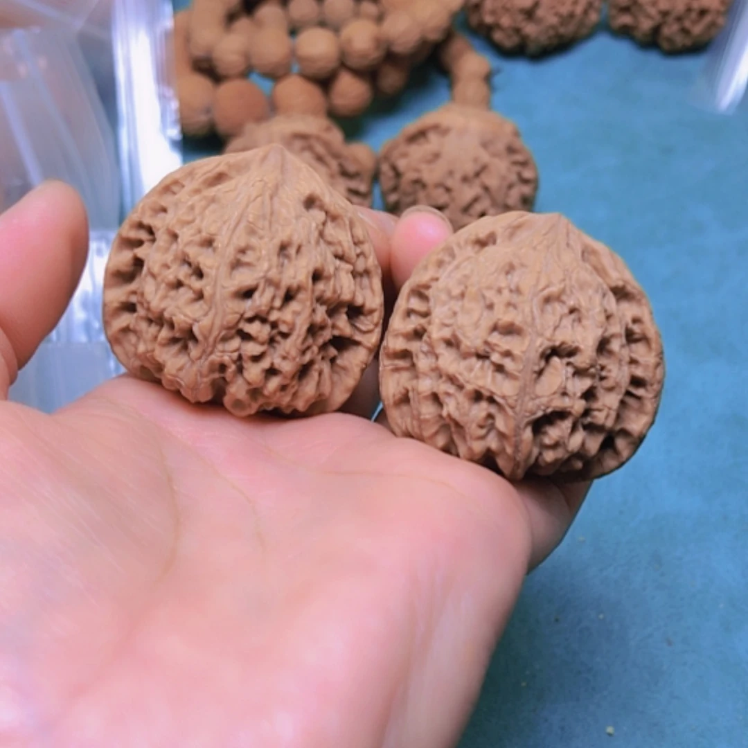 【闪购商品】摆件核桃41虎头王