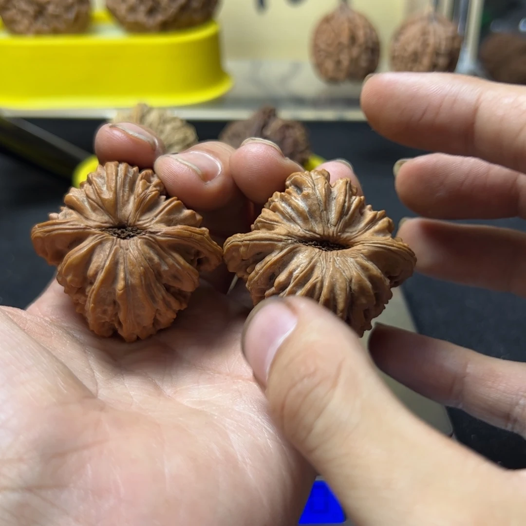 精****）文玩核桃文玩手串