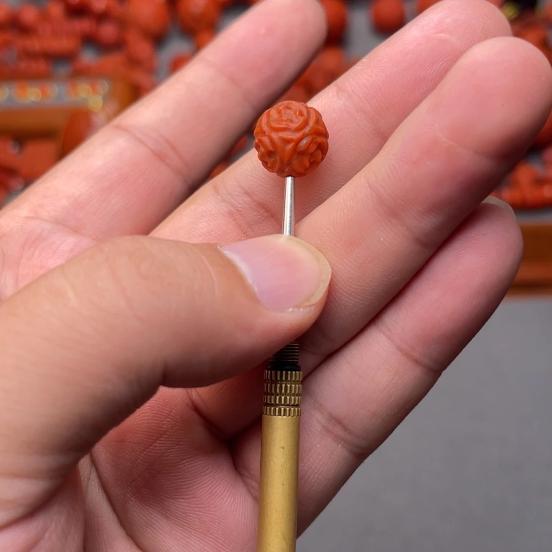 未镶嵌配饰南红玛瑙