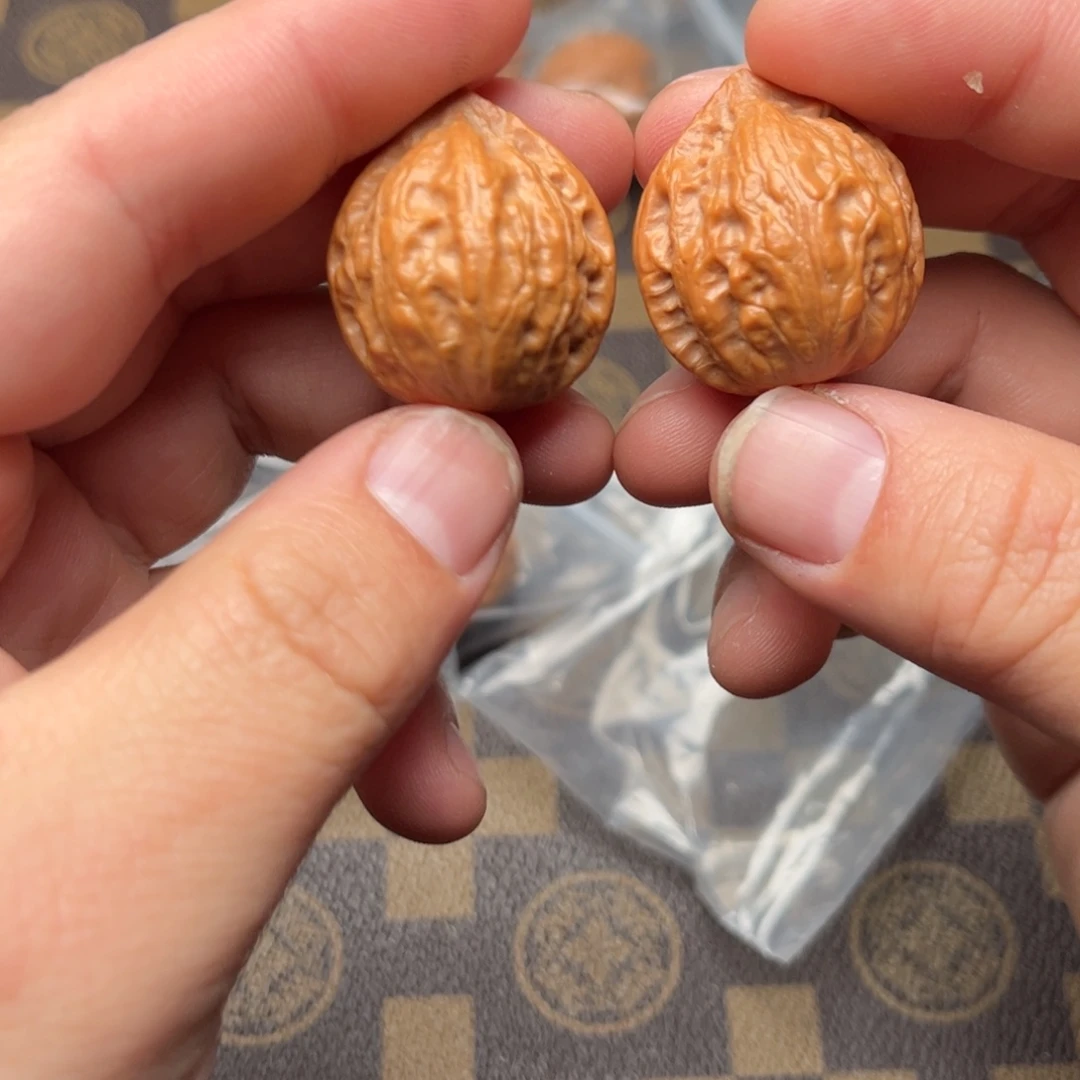 文玩核桃把件5200000000