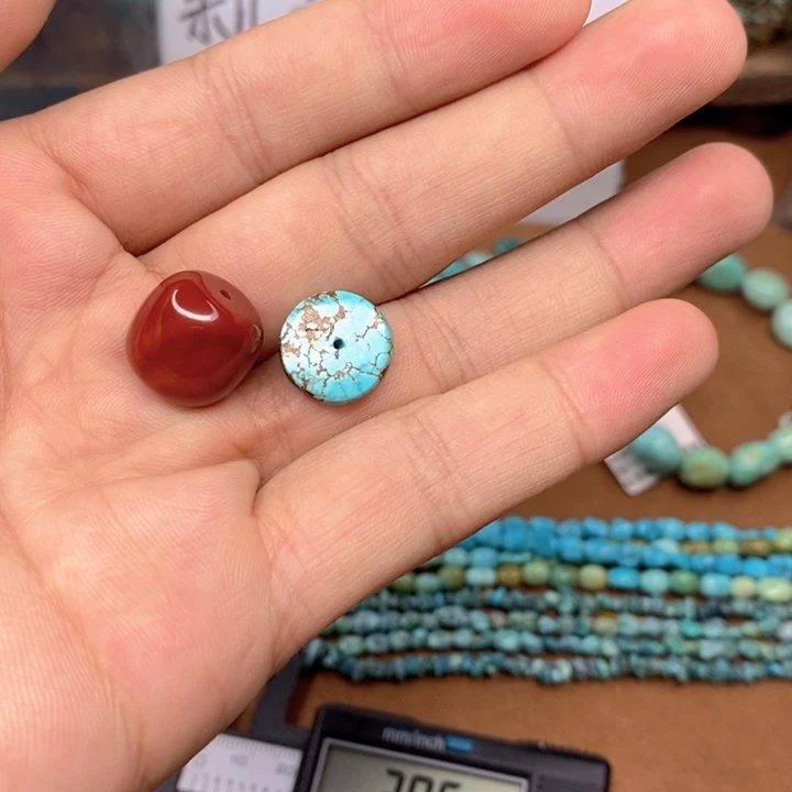 玛瑙/玉髓原矿未镶嵌千**＿