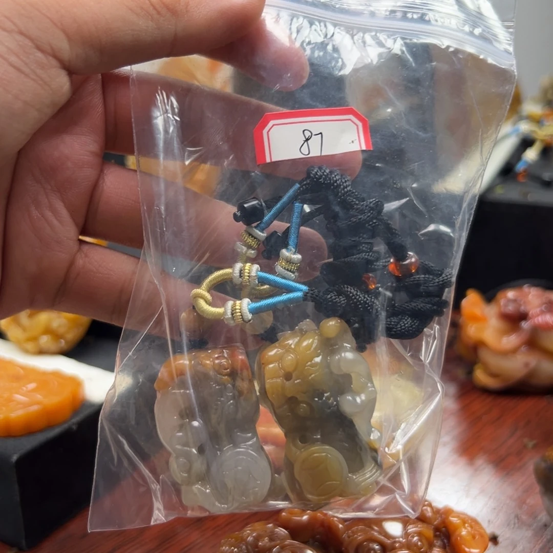 石英质玉（黄龙玉）未镶嵌多样性发货，发其一