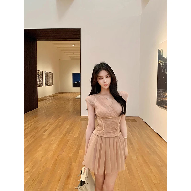 芭蕾风甜美气质V领蕾丝上衣2025夏季新款设计感网纱裙裤套装女